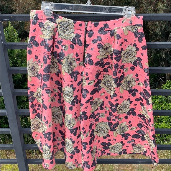 Forever 21 Midi Skirt - Picture 3 of 4